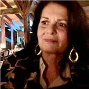 Offro lezioni e ripetizioni d'italiano a studenti, sia ragazzi che adulti, italiani e stranieri, online o in presenza.